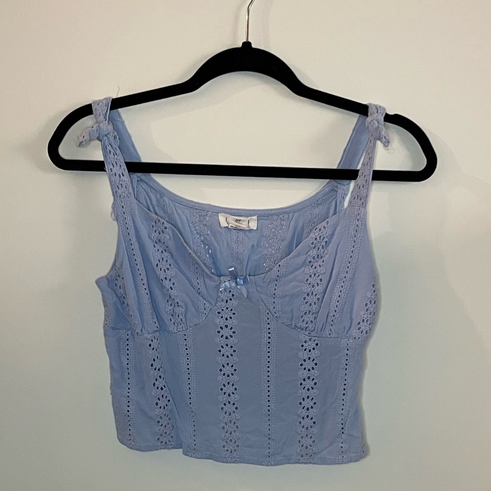 Ivy & Main crop top
